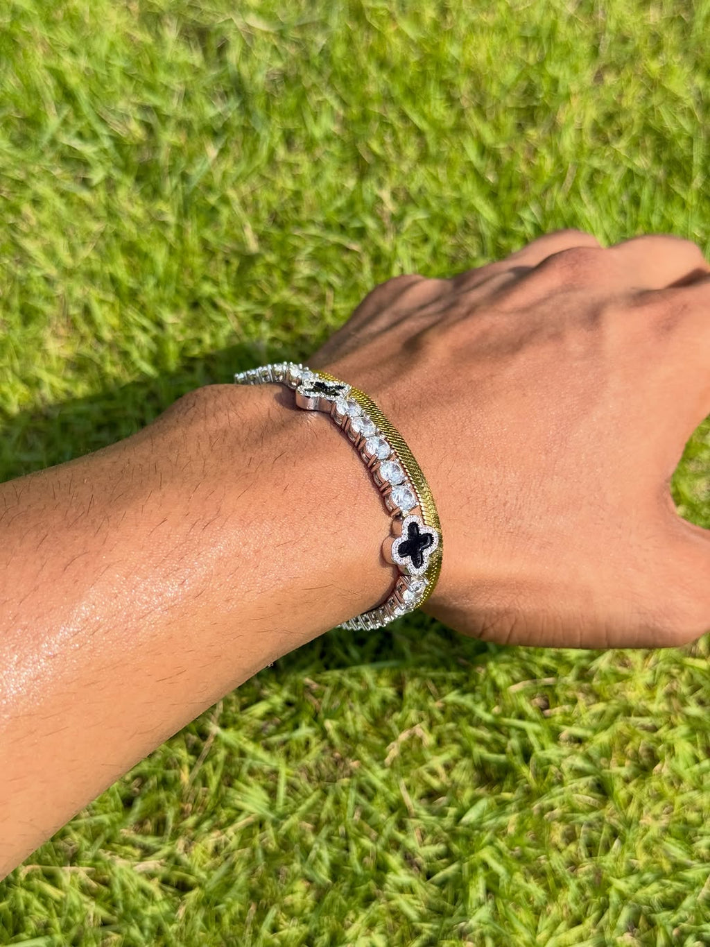 MOMNTS TENNIS BRACELET