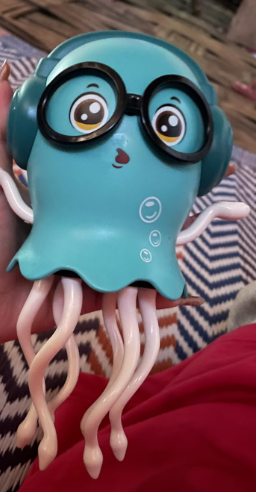 MOMNTS SCREENTIME SQUID